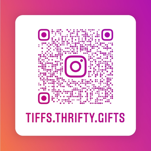 Meet your Posher, Tiffany - Picture 2 of 5